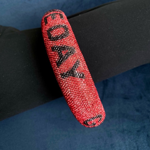 **FUNDRAISER** embellished headband - Picture 3 of 4